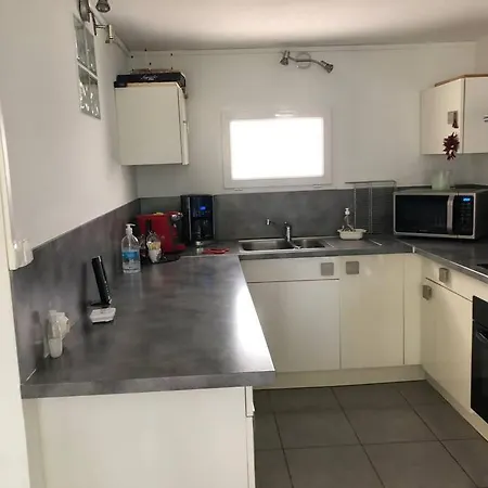 Agreable Maison De Ville , Proche De La Mer. * Béziers