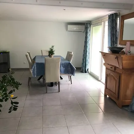 Agreable Maison De Ville , Proche De La Mer. * Béziers