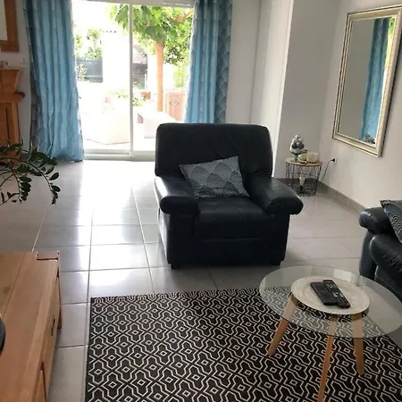 Ferienhaus Agreable Maison De Ville , Proche De La Mer.